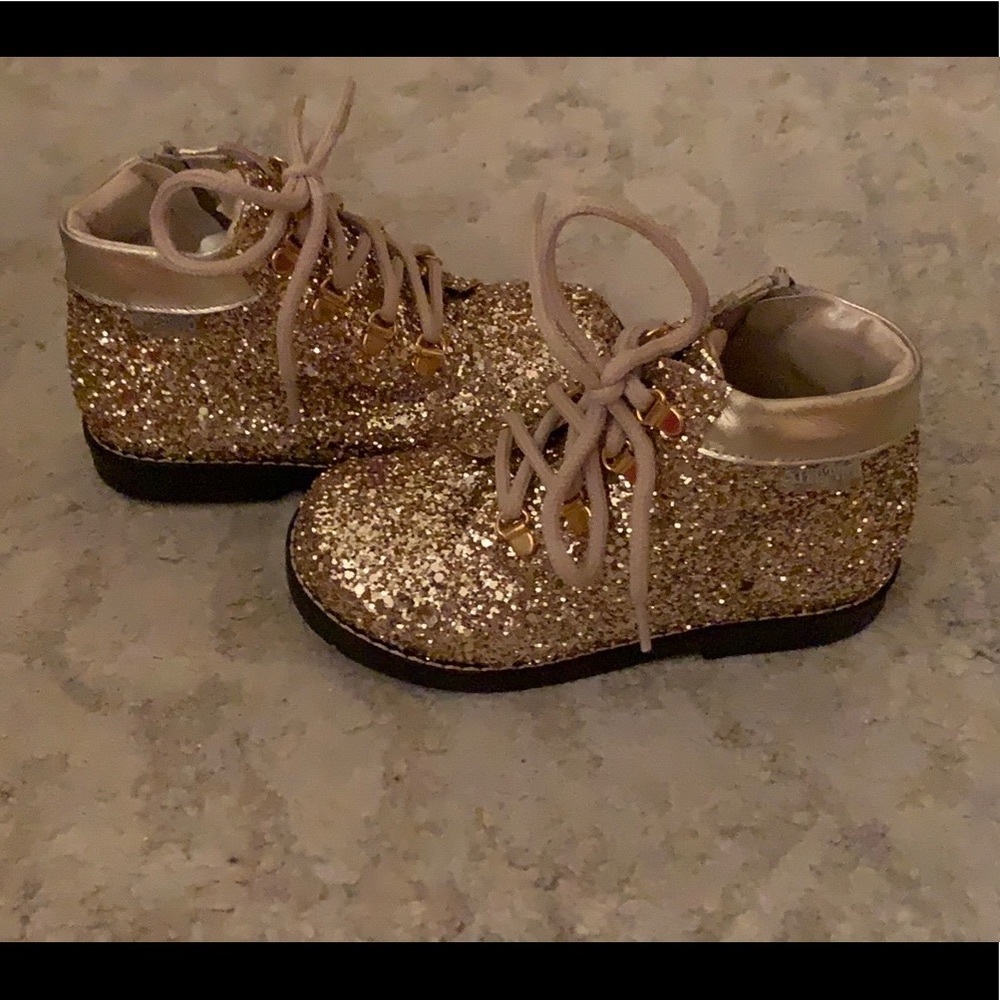 Step2wo Gold Glitter Luxury Toddler Booties
